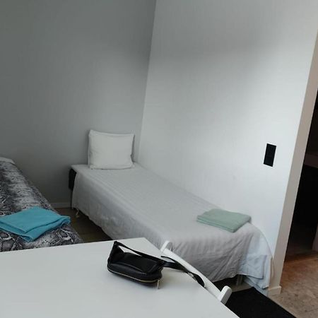 2- Bed Apartment In โซเลนทูนา ภายนอก รูปภาพ